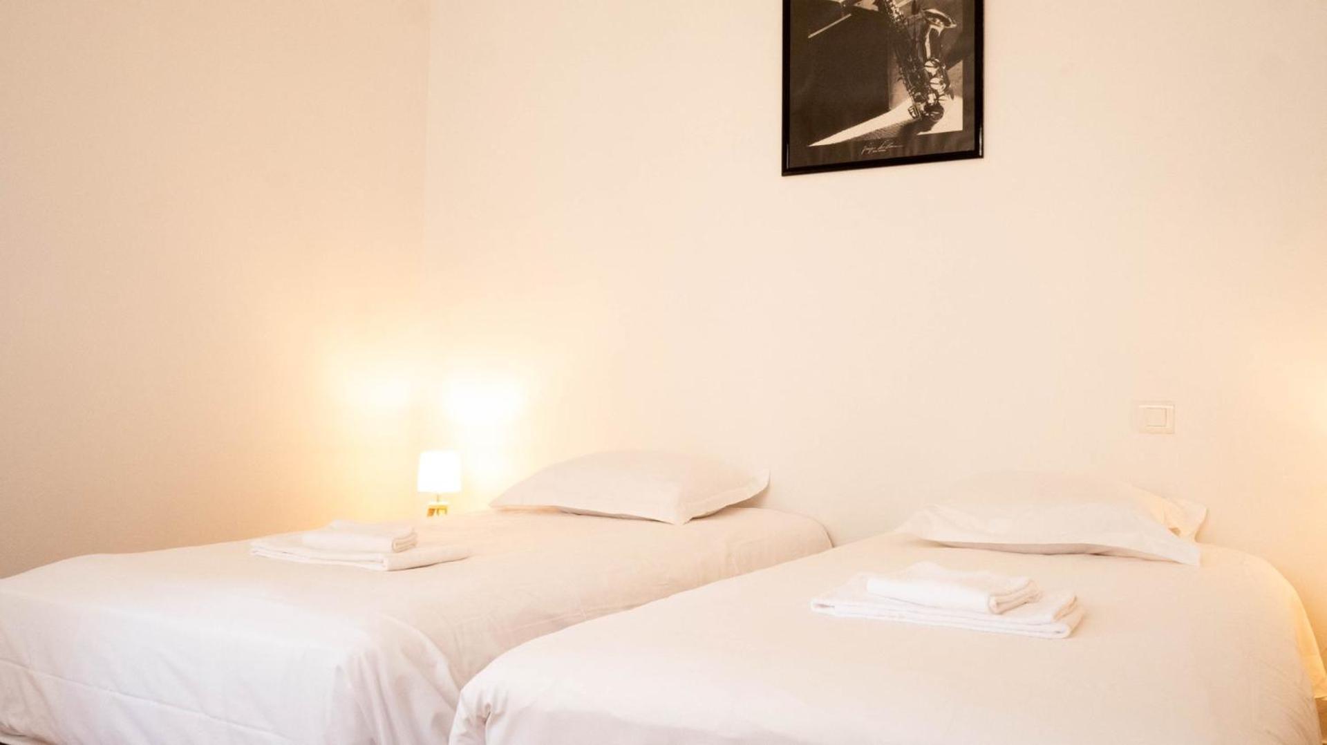Апартаменти Le Puit De Lumiere - Comfortable T3 In Poitiers! Екстер'єр фото